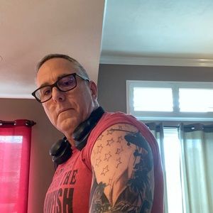 Meet your Posher, Jeffery